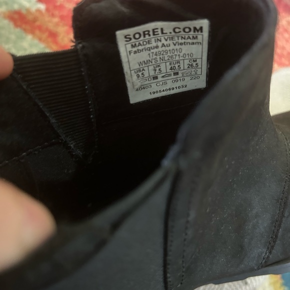 Sorel Black Slip-On Boots - Picture 4 of 4